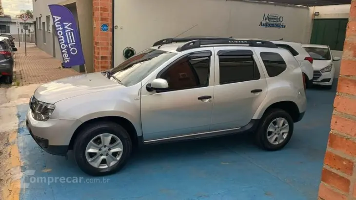 DUSTER 16 E CVT