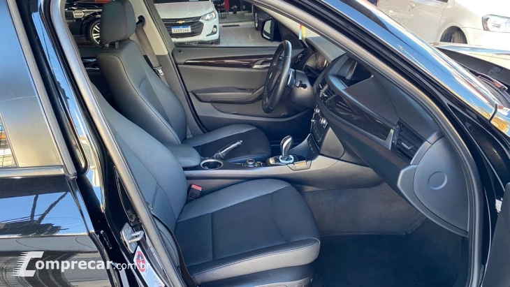 BMW X1 2.0 16V TURBO ACTIVE SDRIVE20I 4P