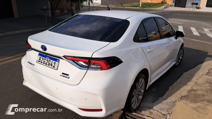 COROLLA 1.8 VVT-I Hybrid Altis