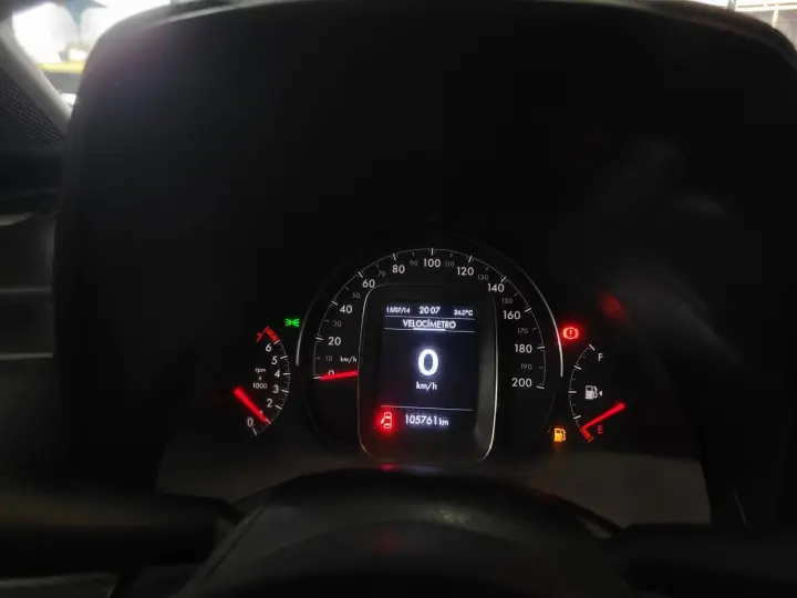 Strada Volcano 1.3 Flex 8V CD