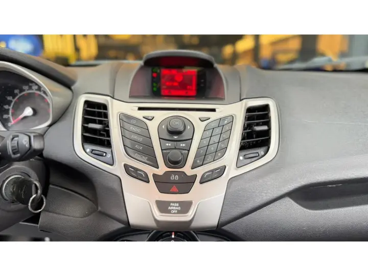 FIESTA 1.6 SE HATCH 16V FLEX 4P MANUAL