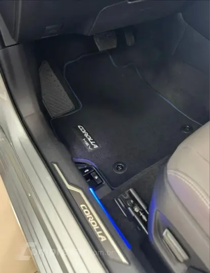 COROLLA 1.8 VVT-I Hybrid Altis Premium