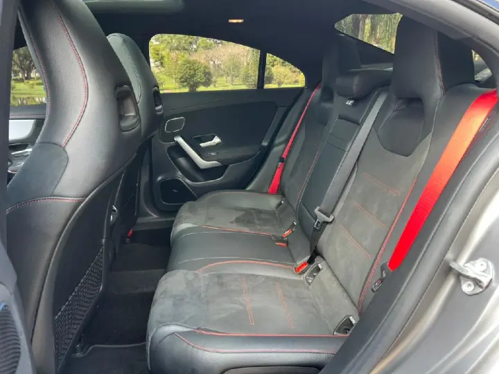 CLA 45 AMG AMG 4MATIC CGI 2.0 TB Aut.