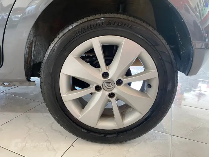 SANDERO 1.6 Expression 8V