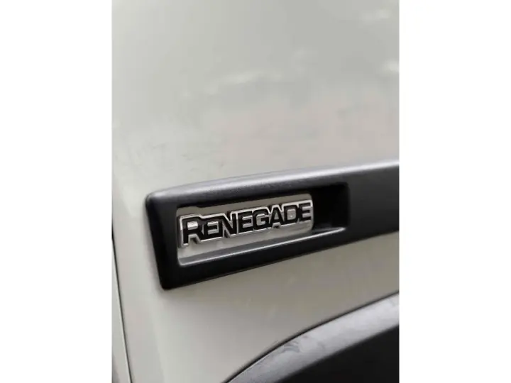 RENEGADE 1.8 16V FLEX 4P AUTOMÁTICO