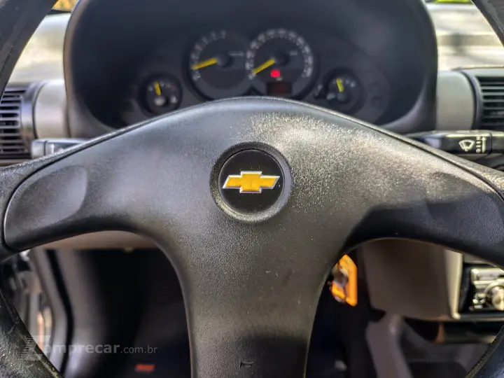 CLASSIC 1.0 MPFI LS 8V FLEX 4P MANUAL