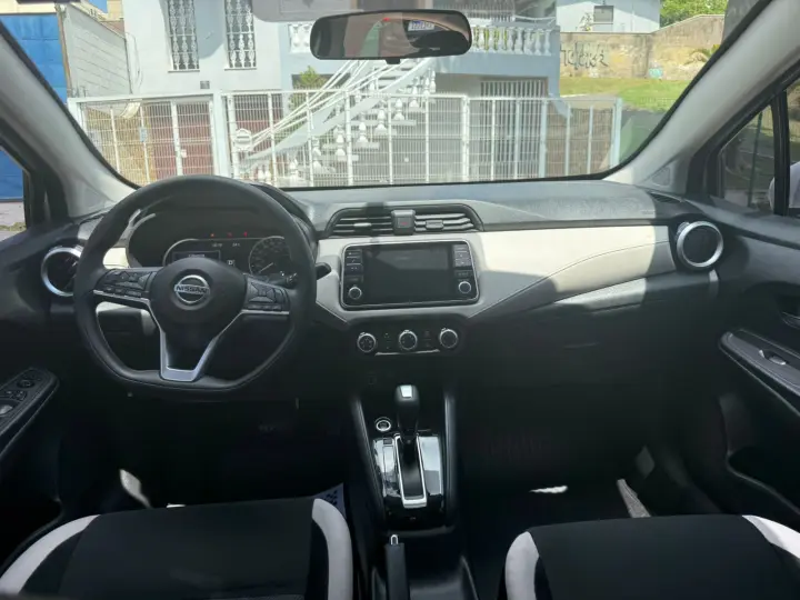 VERSA 1.6 16V Advance