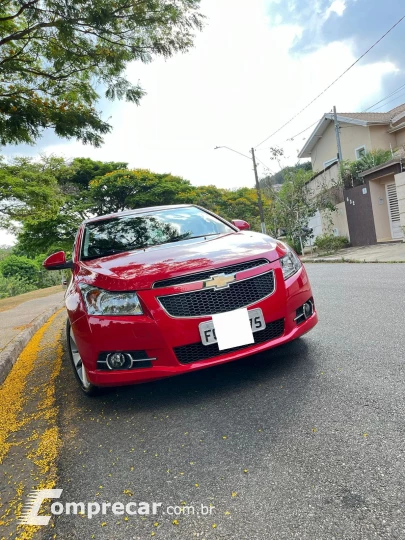 CRUZE 1.4 LT