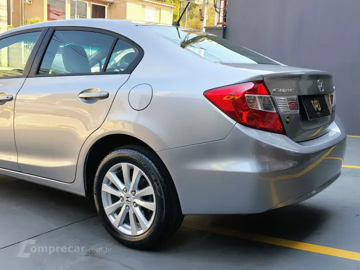 Civic Sedan LXR 2.0 Flexone 16V Aut. 4p