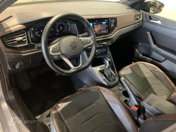 Virtus 1.0 4P 200 TSI FLEX HIGHLINE AUTOMÁTICO