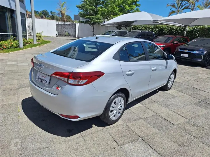 YARIS 1.5 16V FLEX SEDAN XL MULTIDRIVE