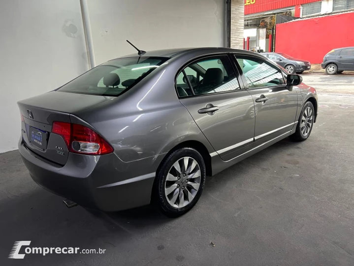 CIVIC 1.8 LXL 16V