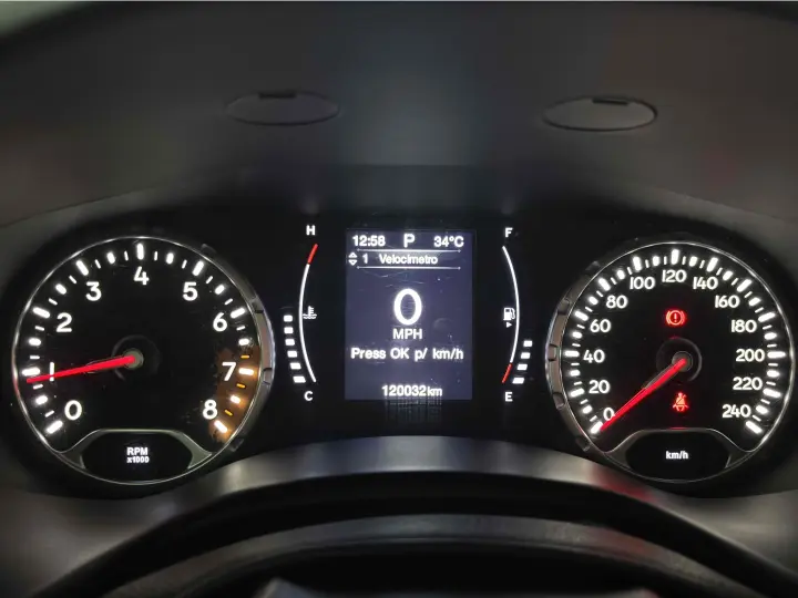 RENEGADE 1.8 16V FLEX SPORT 4P AUTOMÁTICO