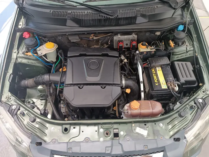 STRADA 1.8 MPI Adventure CD 8V