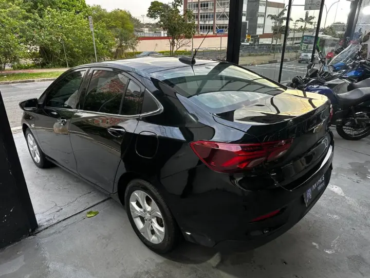 ONIX SEDAN Plus 1.0 12V TB Flex Aut.