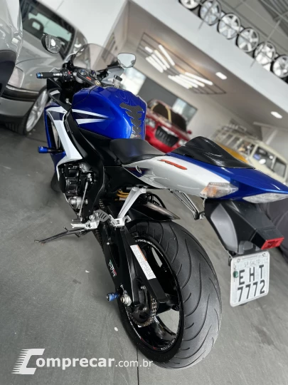 Gsx-R Sred 750