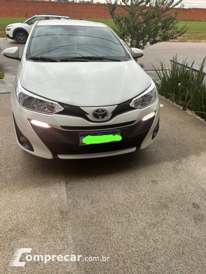 YARIS 1.5 16V Sedan XL Live