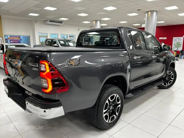 HILUX 2.8 D-4D TURBO DIESEL CD SRV 4X4 AUTOMÁTICO