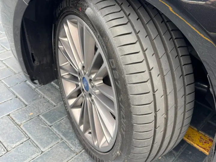 FUSION 2.0 Titanium AWD 16V