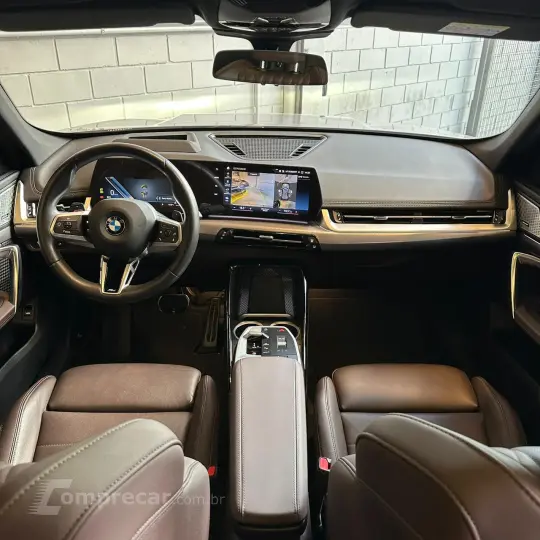 X1 2.0 16V Sdrive18i