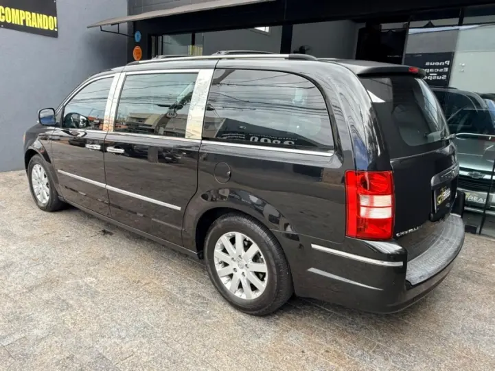 TOWN & COUNTRY 3.6 Limited V6 24V