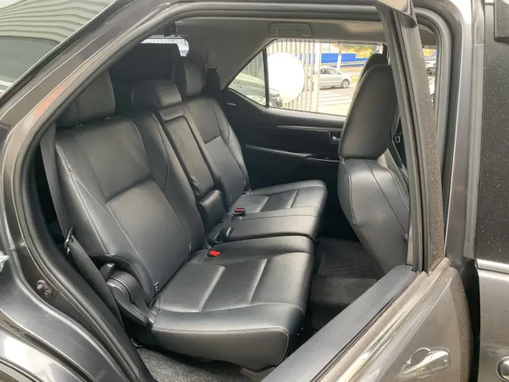 Hilux SW4 SRX 4x4 2.8 TDI 16V Dies. Aut.