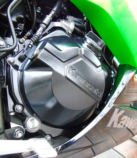 KAWASAKI NINJA 300