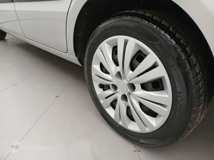 VOYAGE 1.0 12V MPI TOTALFLEX 4P MANUAL