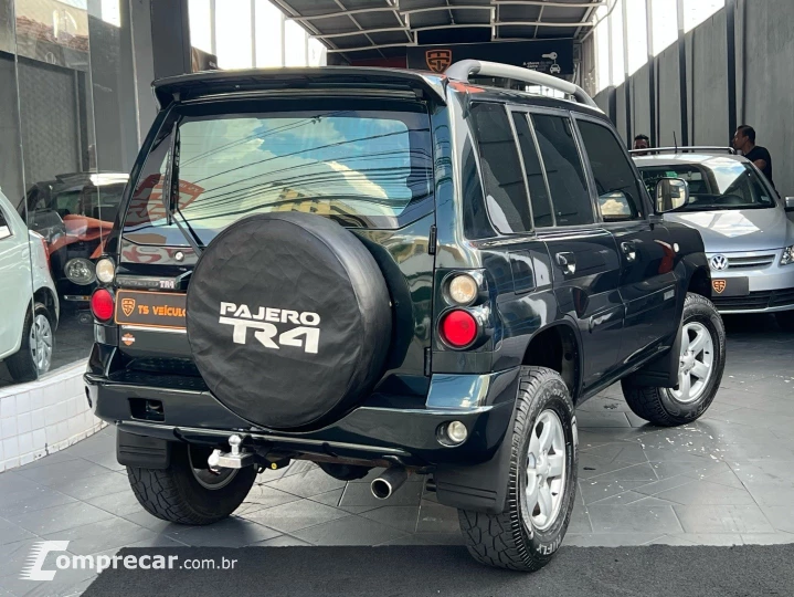 PAJERO TR4 2.0 4X4 16V 140CV FLEX 4P AUTOMÁTICO