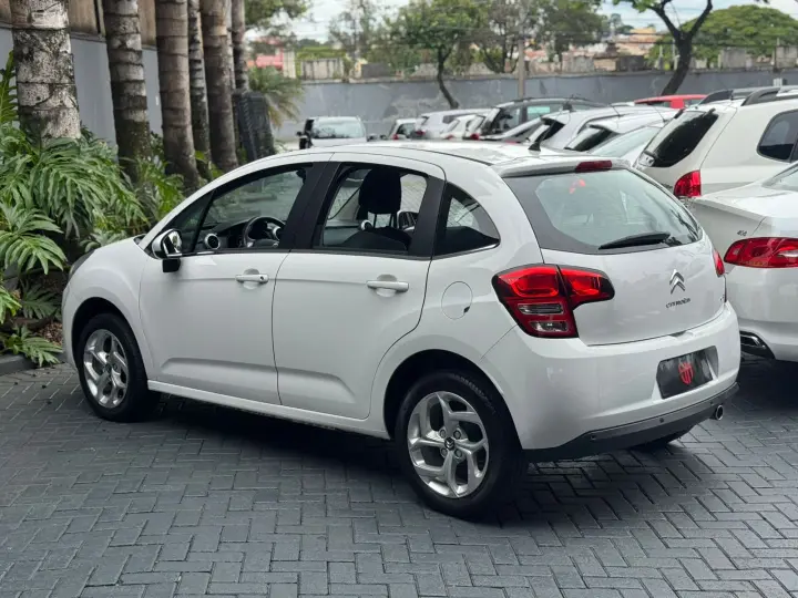 C3 1.6 VTI 120 Exclusive Eat6