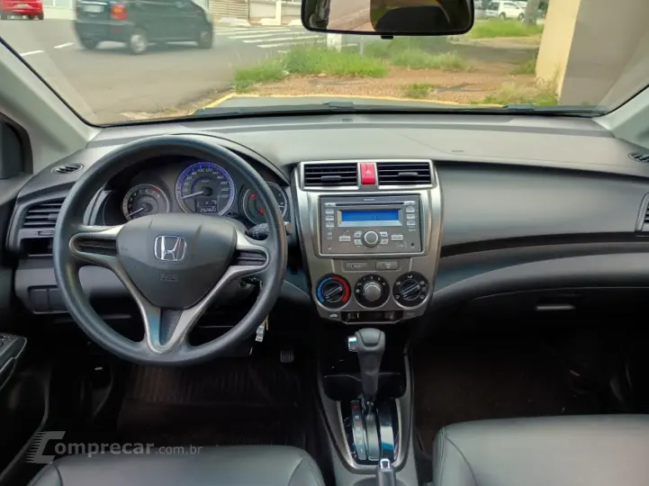 CITY 1.5 LX Sedan 16V