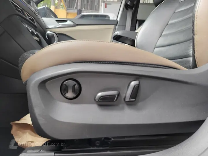 TAOS Highline 1.4 250 TSI Flex Aut.