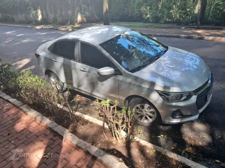 ONIX 1.0 Turbo Plus LT