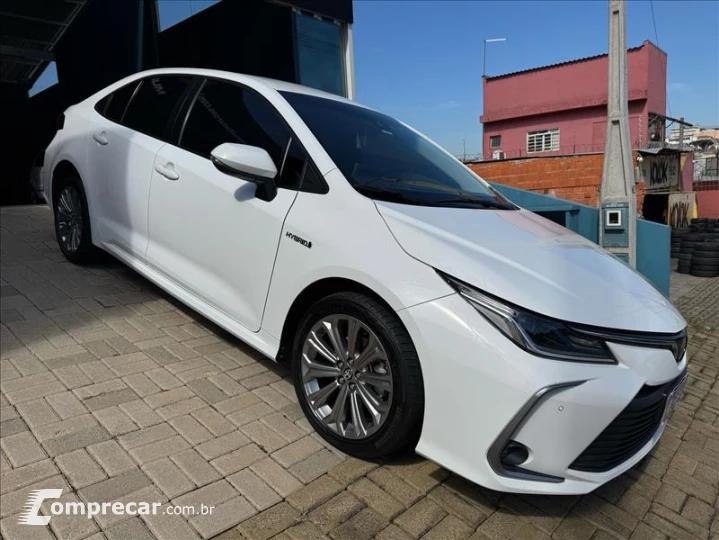 COROLLA 1.8 VVT-I Hybrid Altis