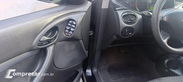 FOCUS 2.0 Sedan 16V