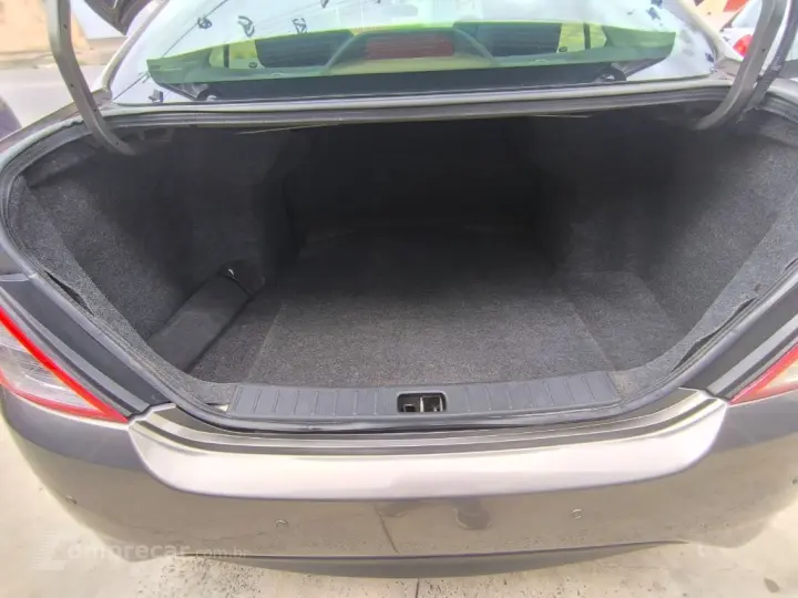 VERSA SL 1.6 16V Flex Fuel 4p Mec.