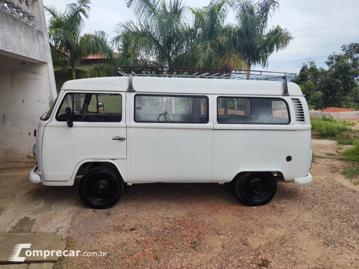 KOMBI 1.4 MI STD Lotação 8V