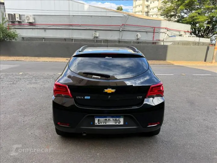 ONIX 1.4 MPFI LTZ 8V