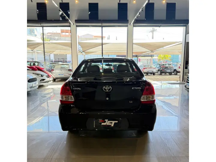 ETIOS 1.5 X SEDAN 16V FLEX 4P AUTOMÁTICO