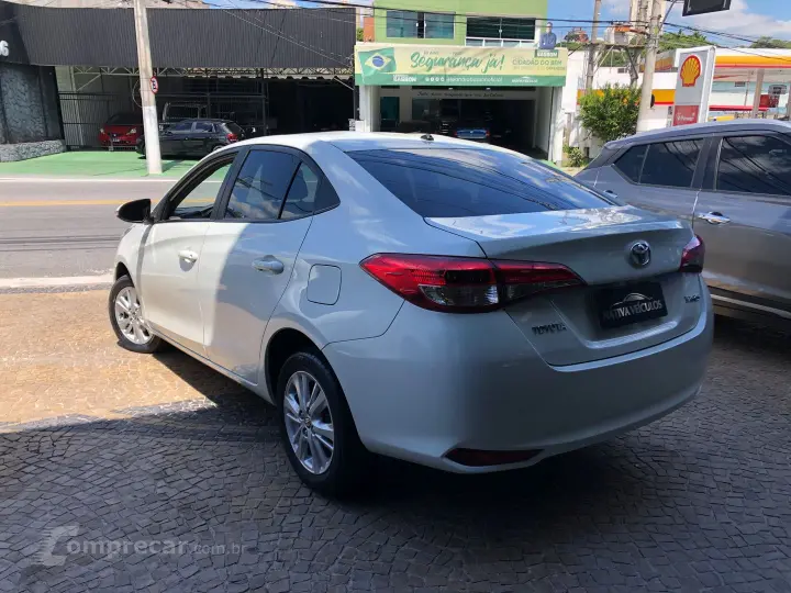 Yaris 1.5 16V Flex Sedan Xl Manual