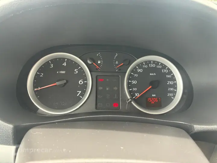 SYMBOL 1.6 Expression 8V