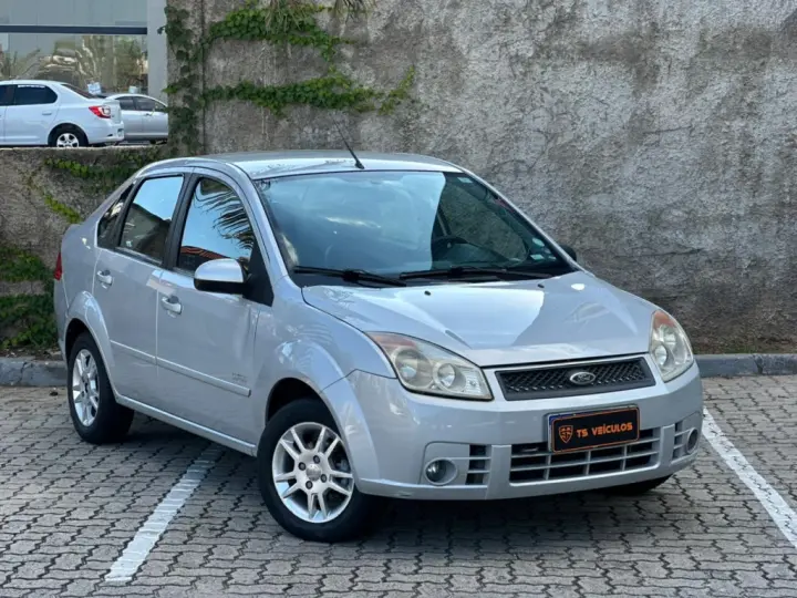 FIESTA 1.6 MPI CLASS SEDAN 8V FLEX 4P MANUAL