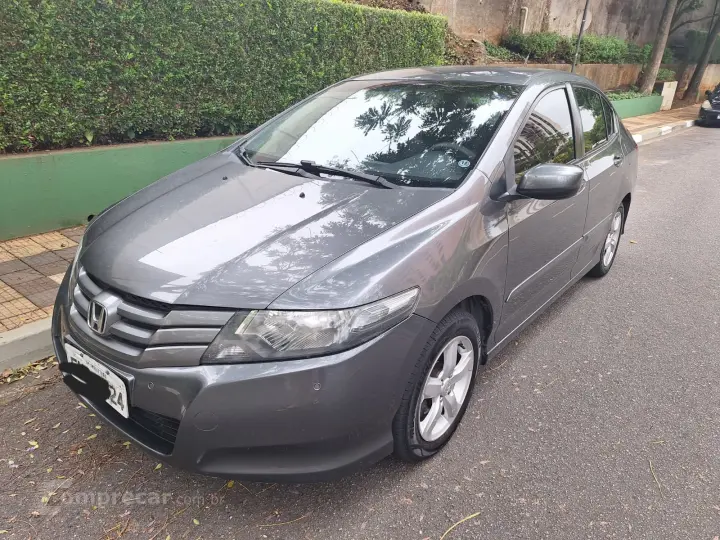 CITY 1.5 LX Sedan 16V