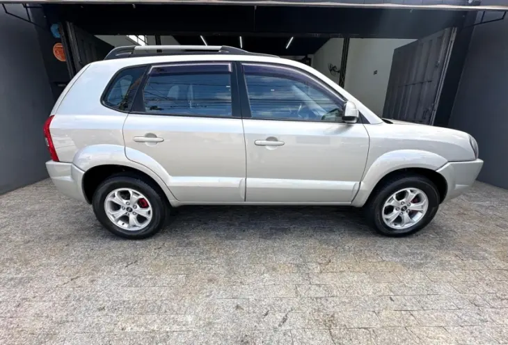 TUCSON 1.6 16V T-gdi GLS