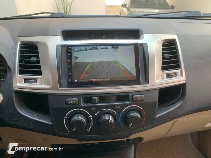 Hilux SW4 SR 4x2 2.7 Flex 16V Aut.