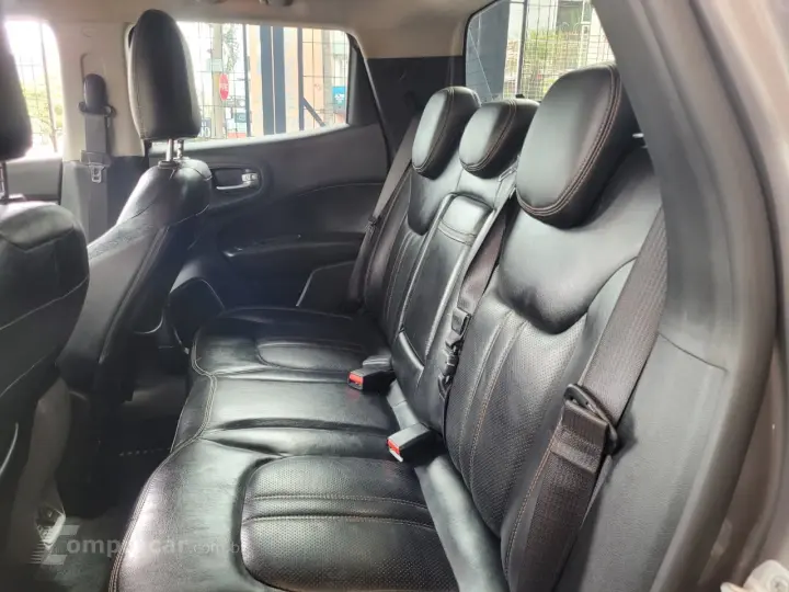 Toro Volcano 2.0 16V 4x4 TB Diesel Aut.