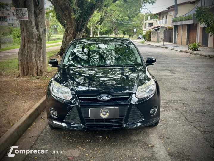 FOCUS 2.0 SE PLUS SEDAN 16V FLEX 4P AUTOMÁTICO