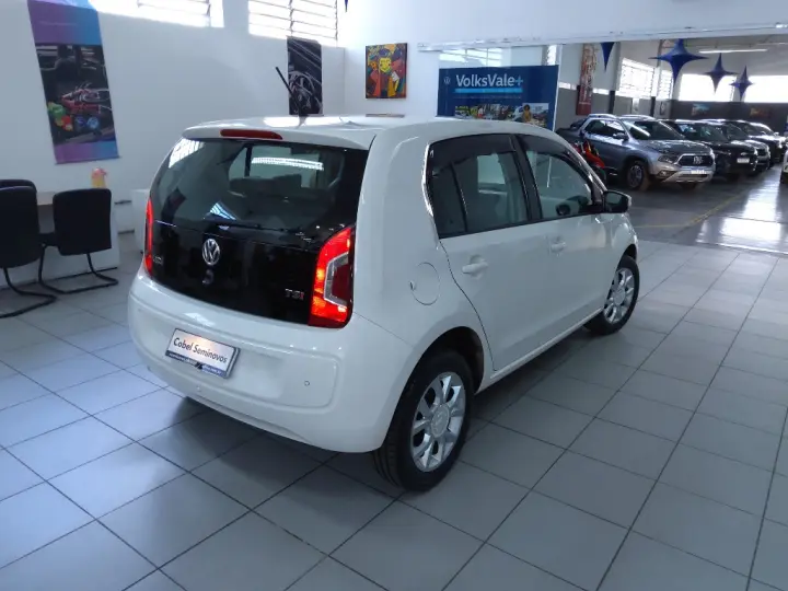 UP 1.0 TSI HIGH UP 12V FLEX 4P MANUAL