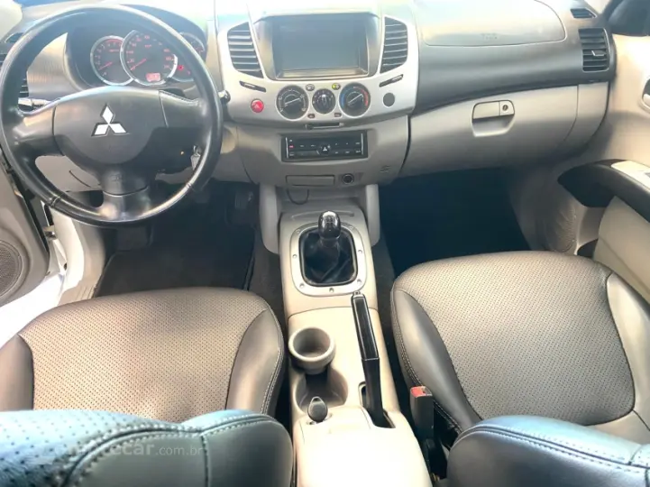 L200 TRITON 2.4 HLS 4X2 CD 16V