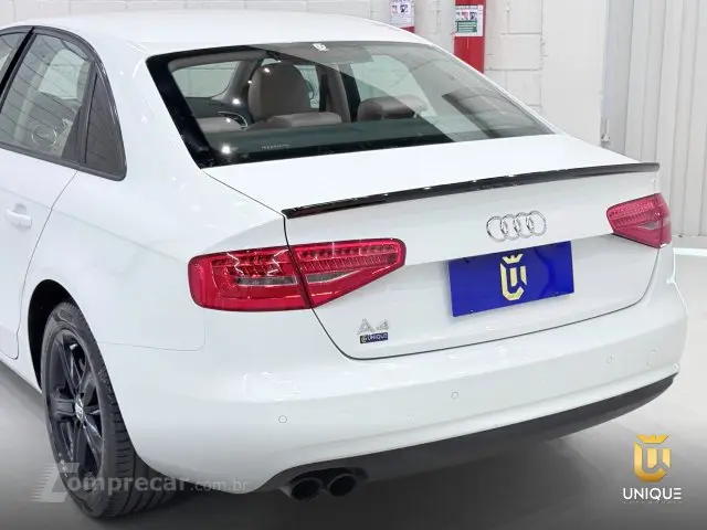 A4 - 1.8 TFSI AMBIENTE AVANT 4P MULTITRONIC